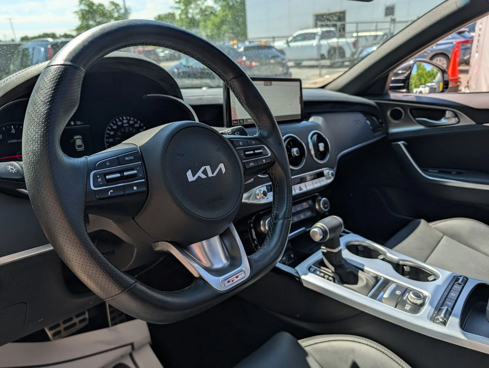 Used 2022 White Kia GT1 image 24