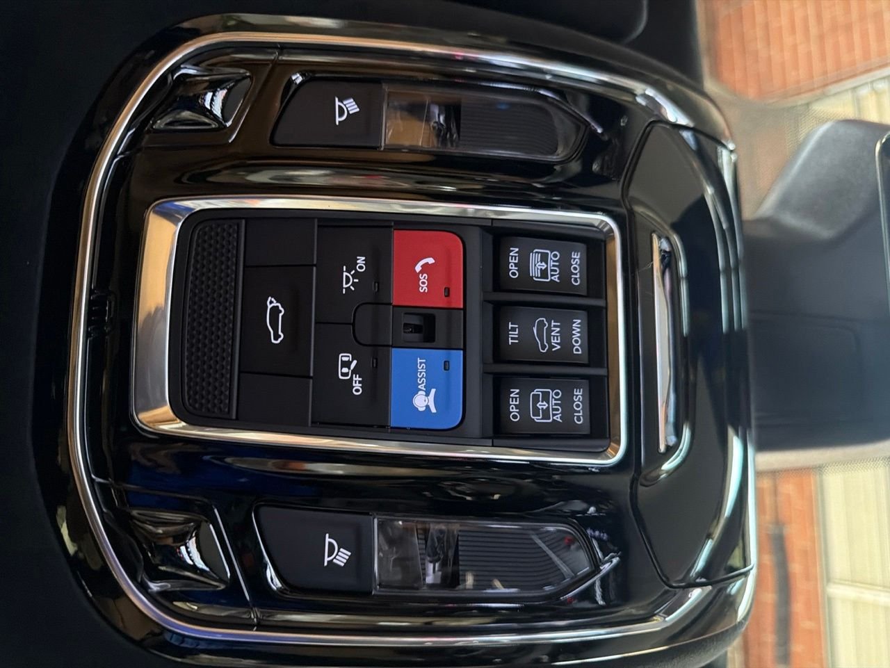 New 2026 High Gloss Black Exterior Paint Jeep Summit Reserve image 15