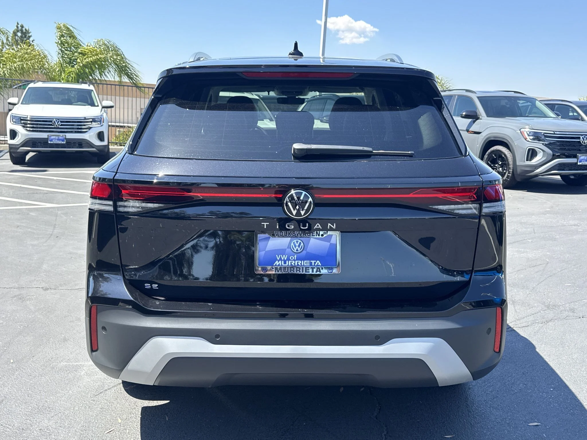 New 2026 Deep Black Pearl Volkswagen SE image 6