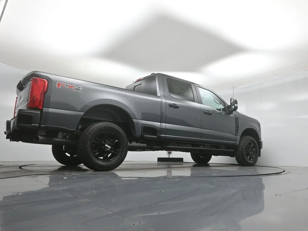 New 2026 Gray Ford XL image 42