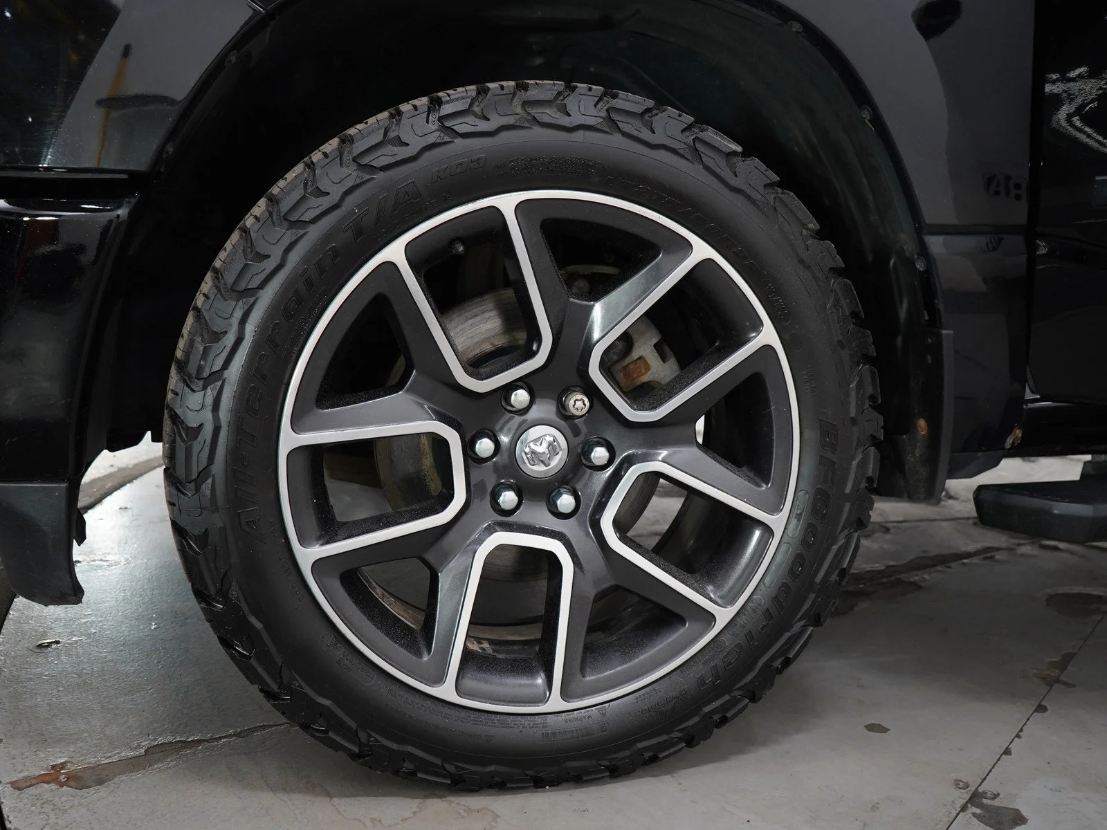 Used 2020 Diamond Black Crystal Pearlcoat Ram Rebel image 30