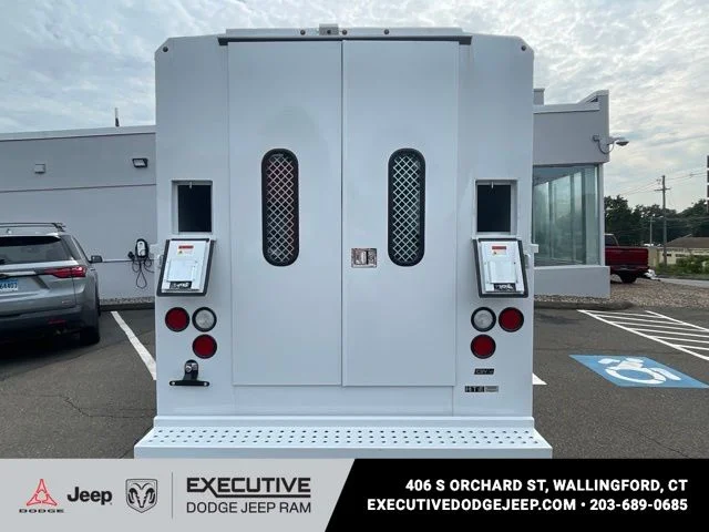 New 2026 Bright White Clear-Coat Exterior Paint RAM Low Roof image 5