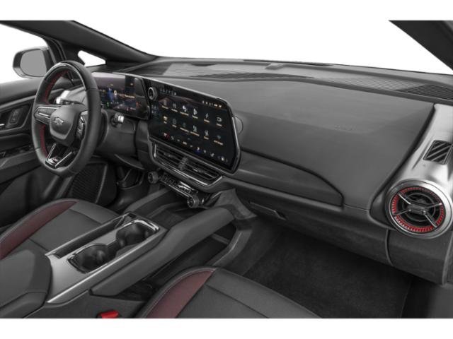 Used 2025 Iridescent Pearl Tricoat Chevrolet RS image 17