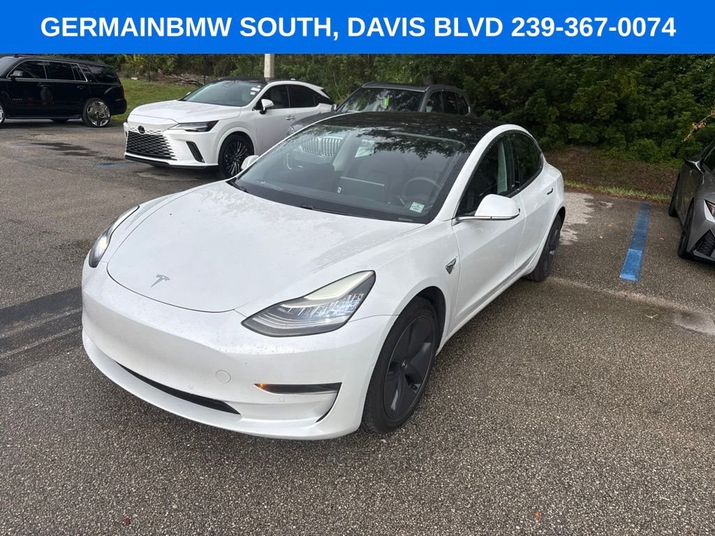 2020 Tesla Model 3 Standard Range Plus's photo