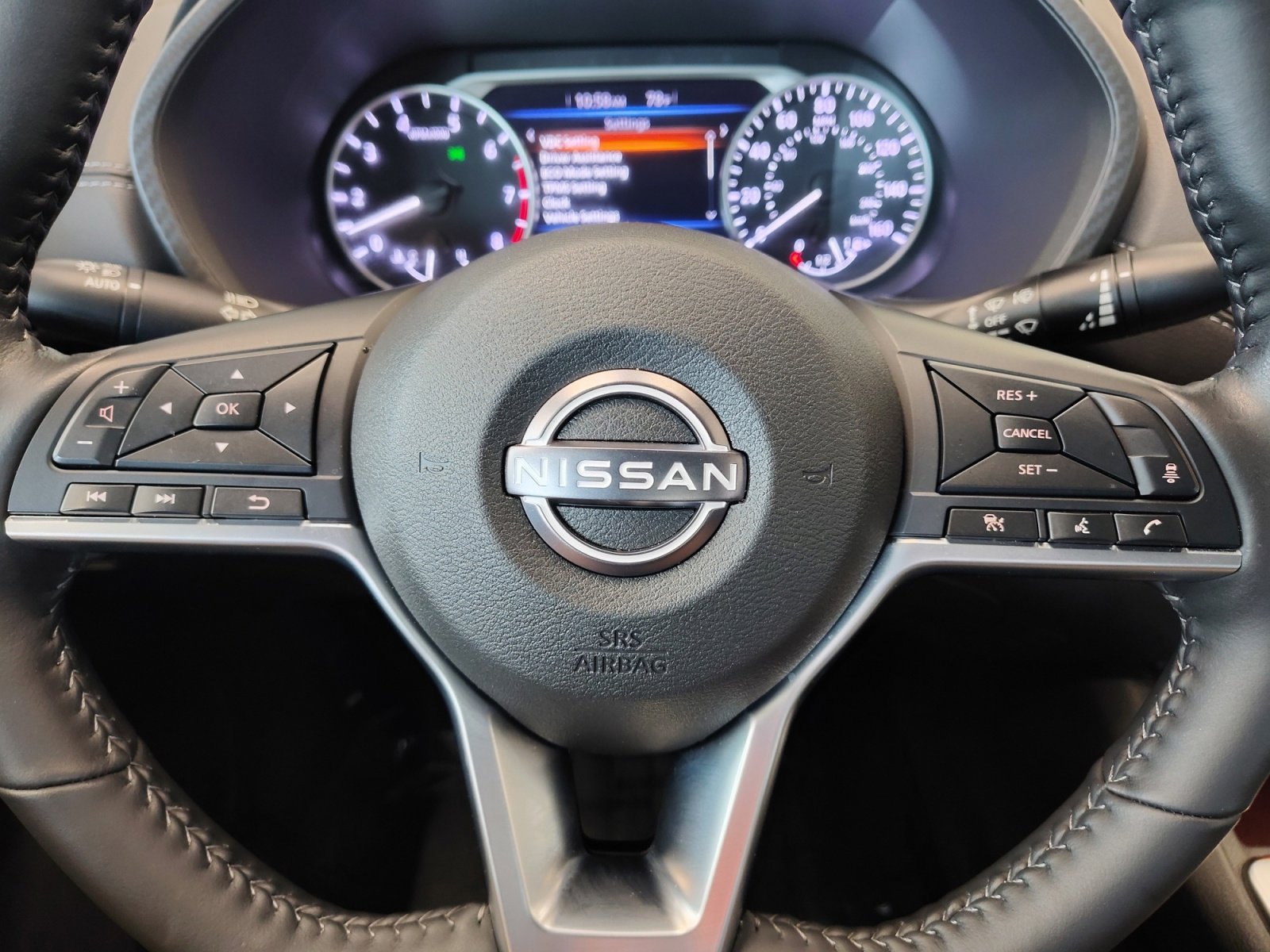 Certified Used 2025 Gun Metallic Nissan SV image 19