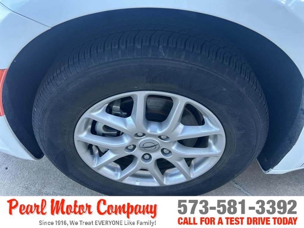 2024 Chrysler Pacifica Touring L - Photo 8