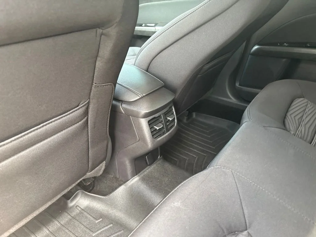 Used 2016 White Ford SE image 26