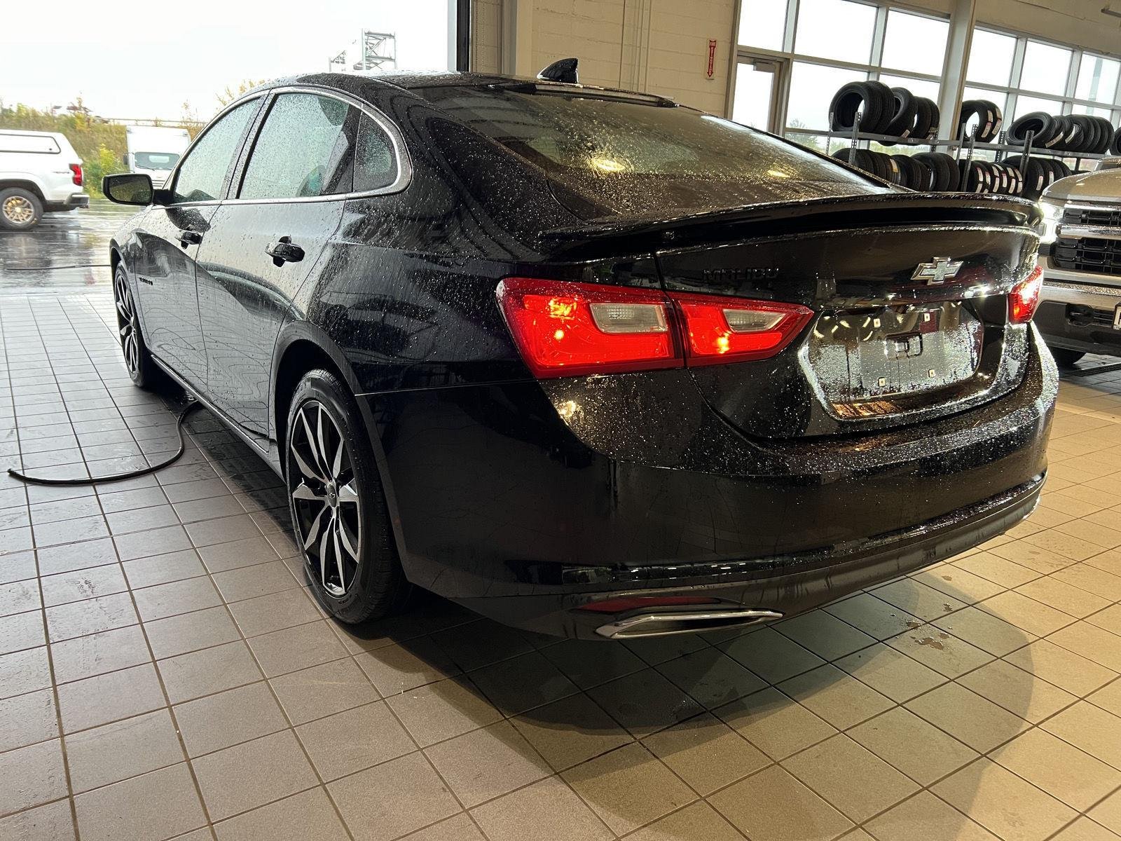 Used 2024 Mosaic Black Metallic Chevrolet RS image 4