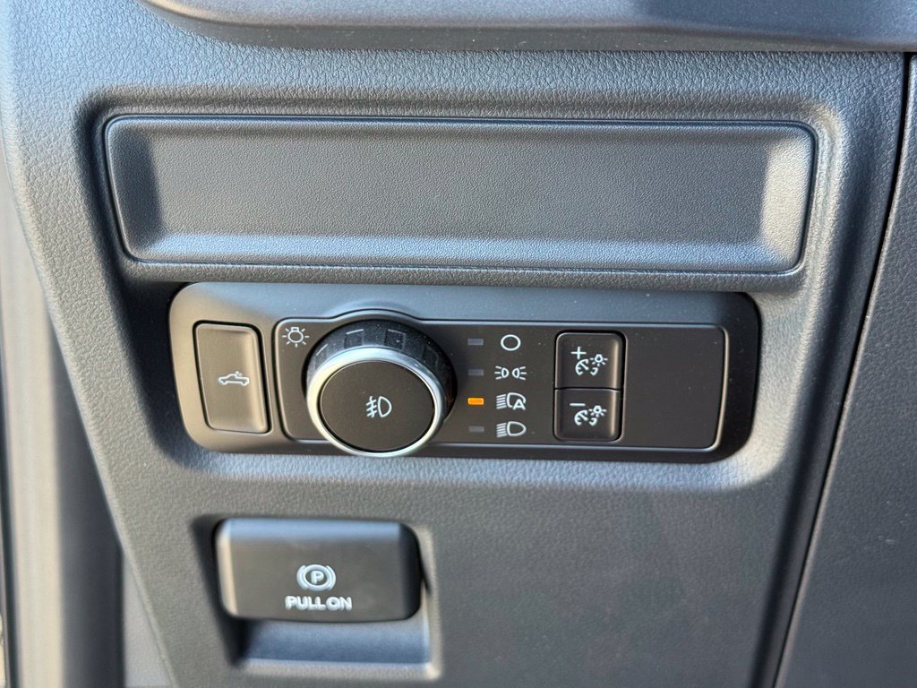 New 2026 Agate Black Metallic Ford XLT image 13