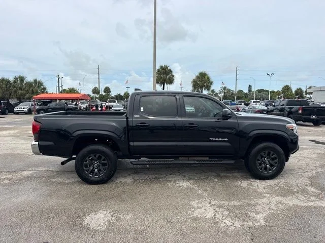 Used 2022 Black Toyota SR5 image 2