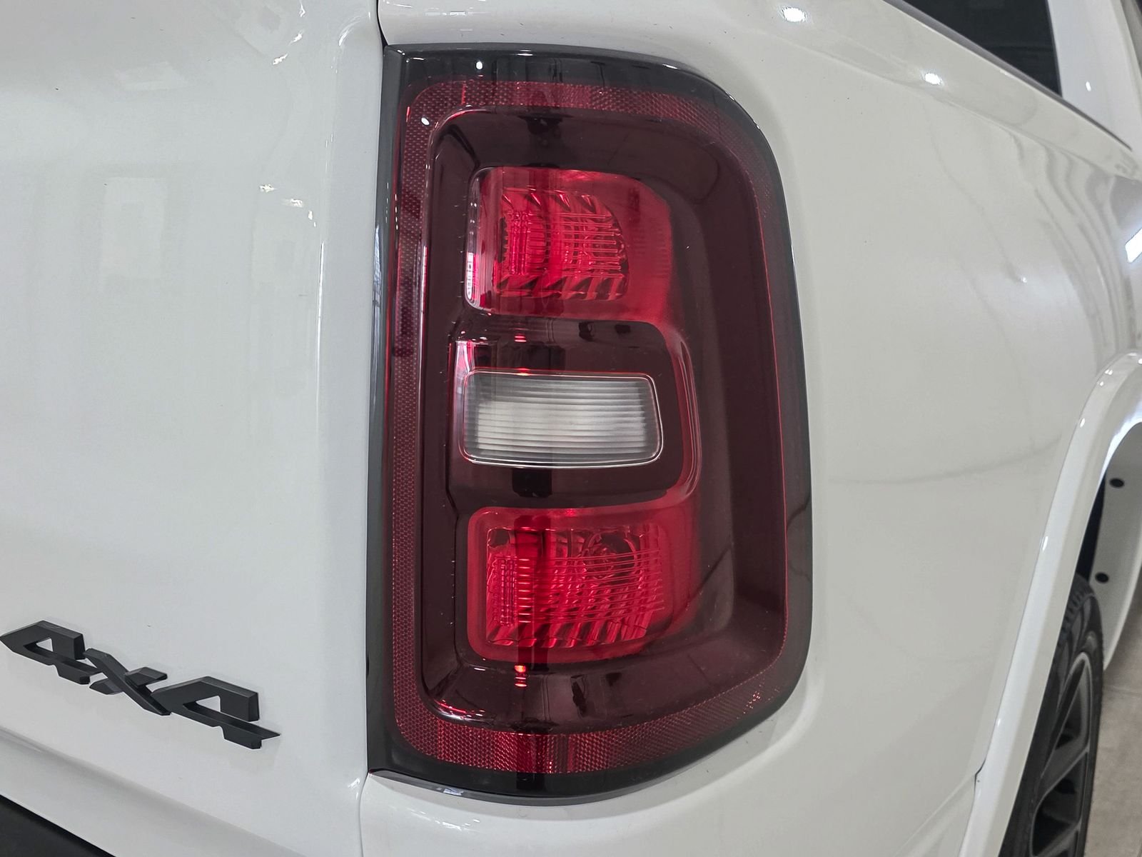 2026 RAM 1500 Laramie - Photo 15