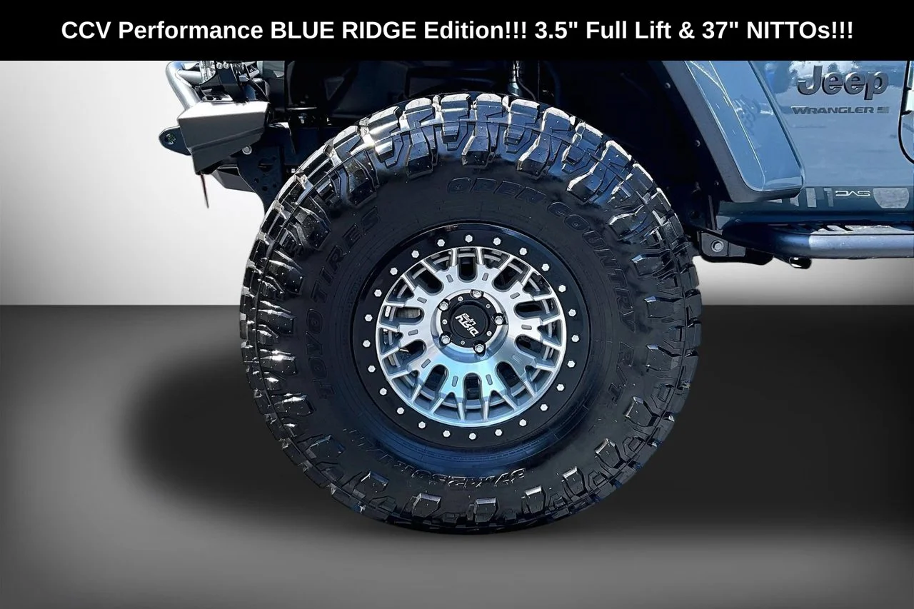New 2026 Anvil Clear-Coat Exterior Paint Jeep Sahara image 32