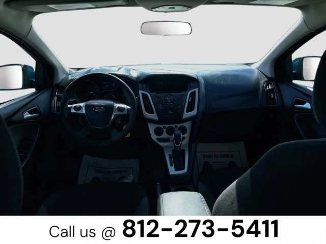 Used 2013 Blue Ford SE image 19