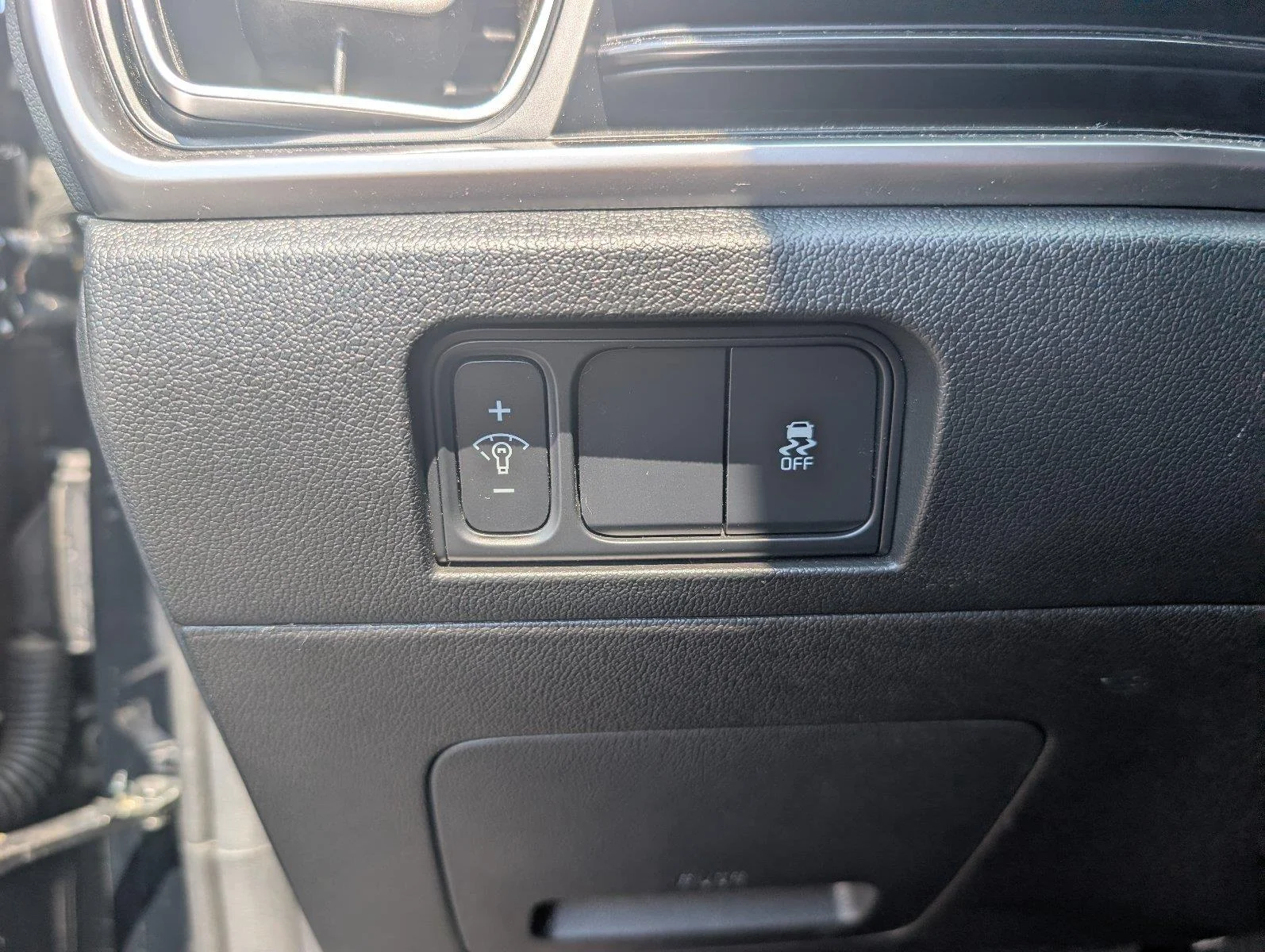 Used 2024 Ebony Black Kia S image 29