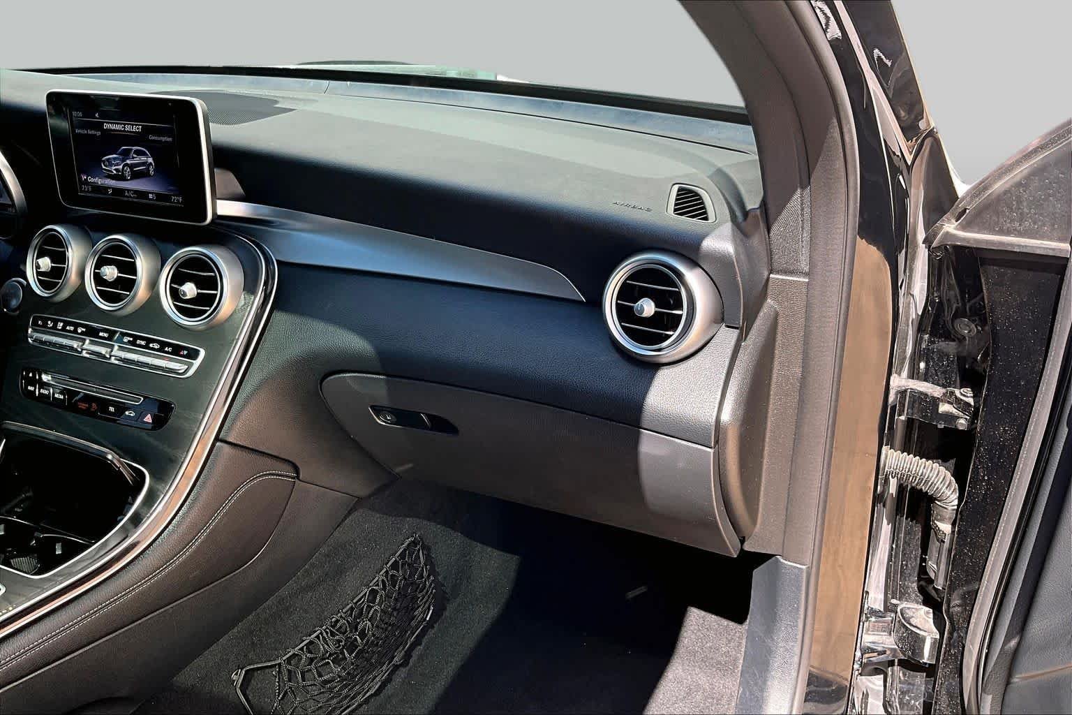 Used 2018 Black Mercedes-Benz GLC 300 image 19