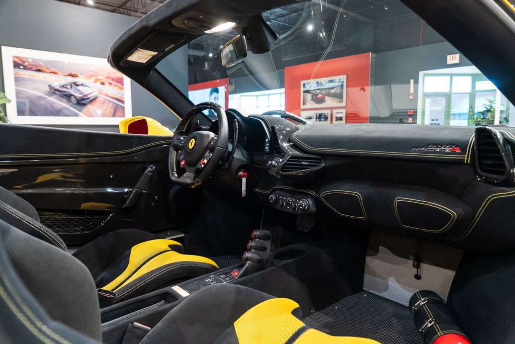 2015 Ferrari 458 Speciale A Base - Photo 40