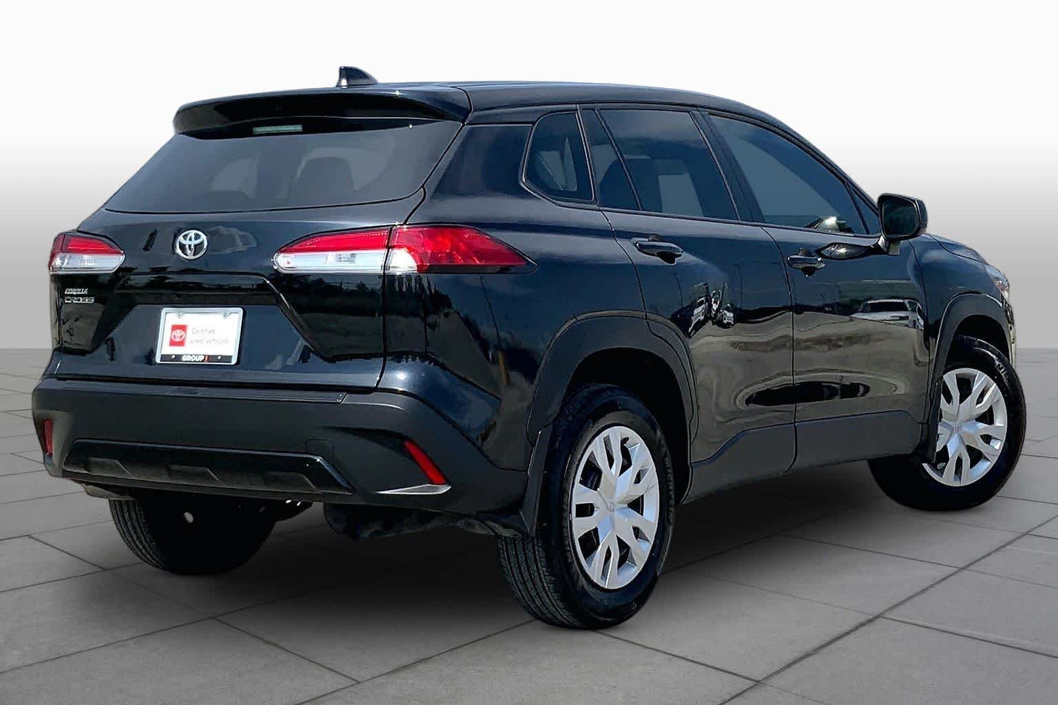 Used 2025 Jet Black Toyota L image 13