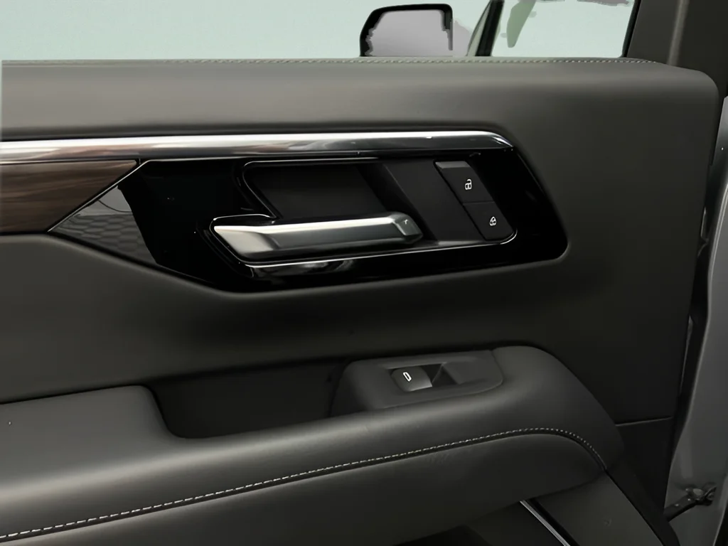 Used 2025 Sterling Gray Metallic Chevrolet Z71 image 34
