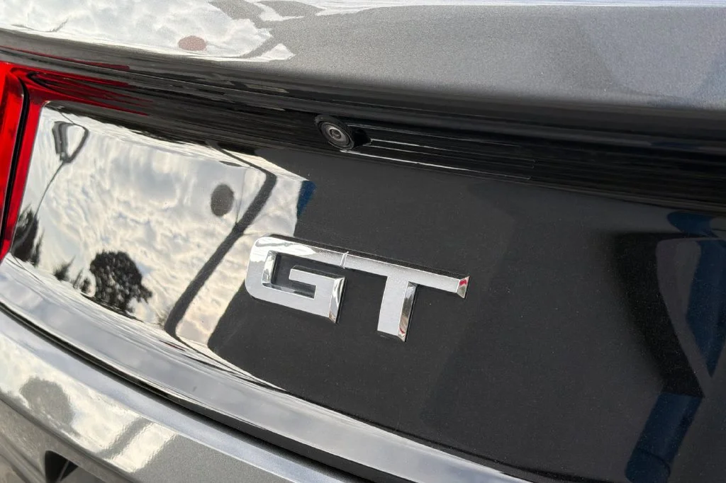 Used 2017 Magnetic Metallic Ford GT Premium image 7