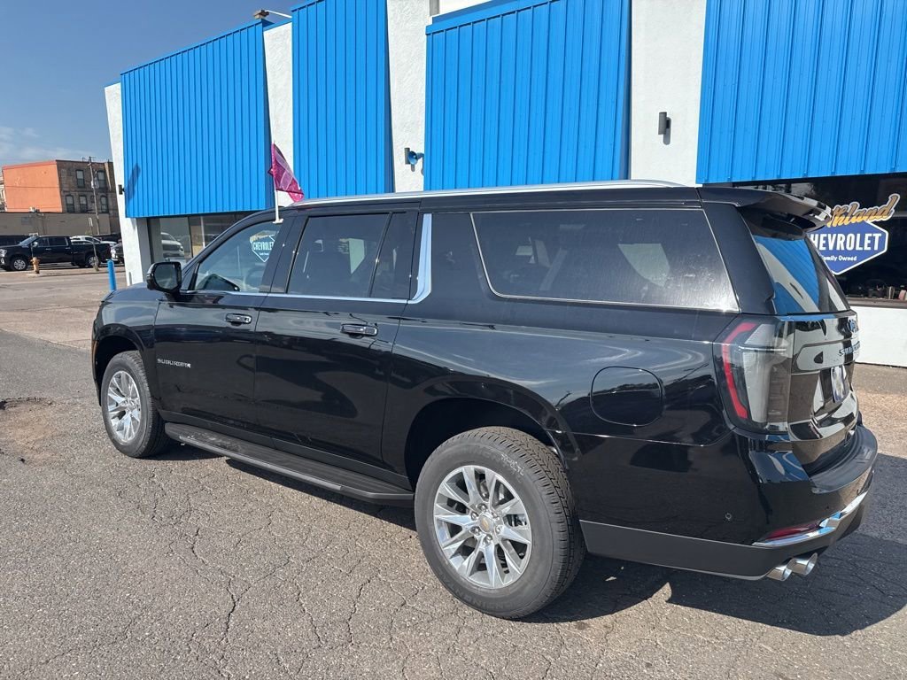 2026 Chevrolet Suburban Premier - Photo 16