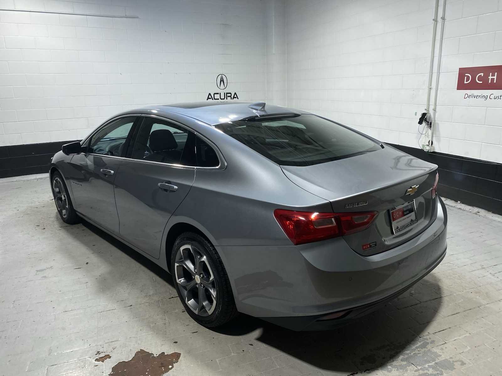 Used 2024 Sterling Gray Metallic Chevrolet LT image 4