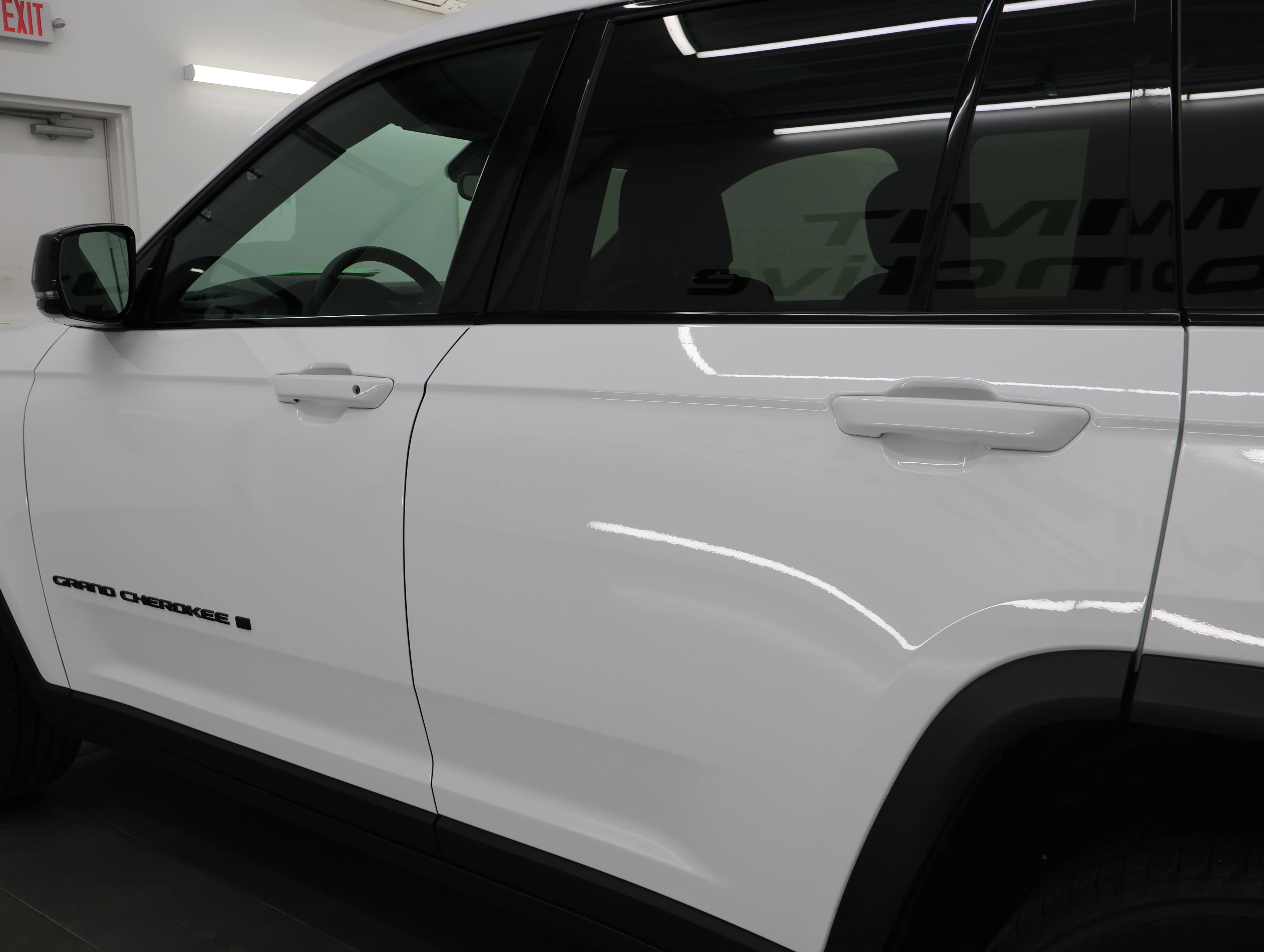 Used 2023 Bright White Clearcoat Jeep Altitude X image 33
