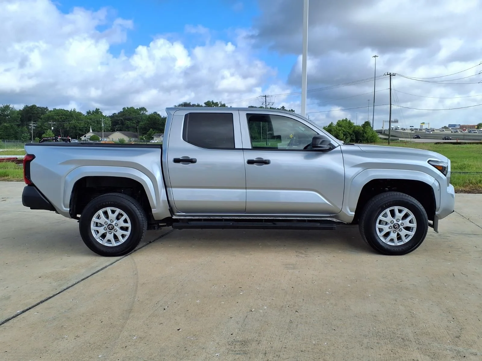 Certified Used 2025 Silver Toyota SR image 5