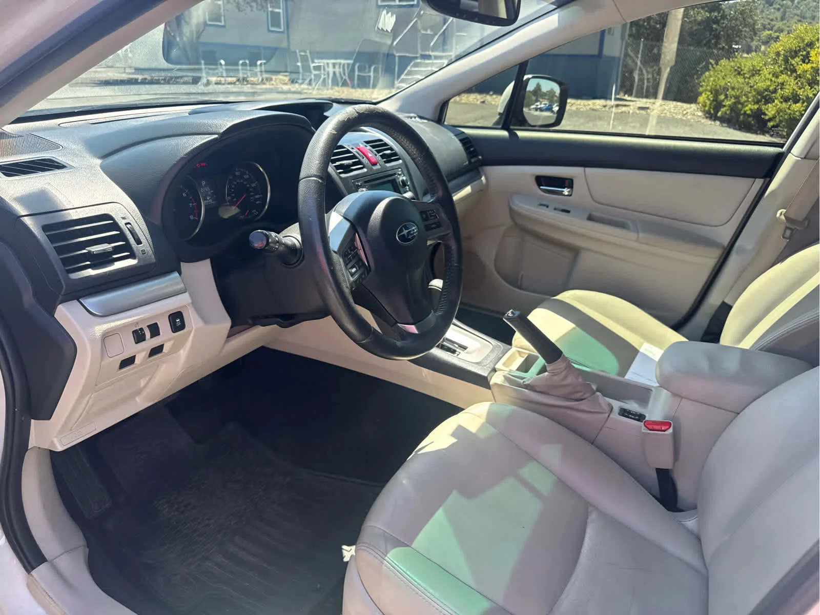 Used 2014 Satin White Pearl Subaru Limited image 11