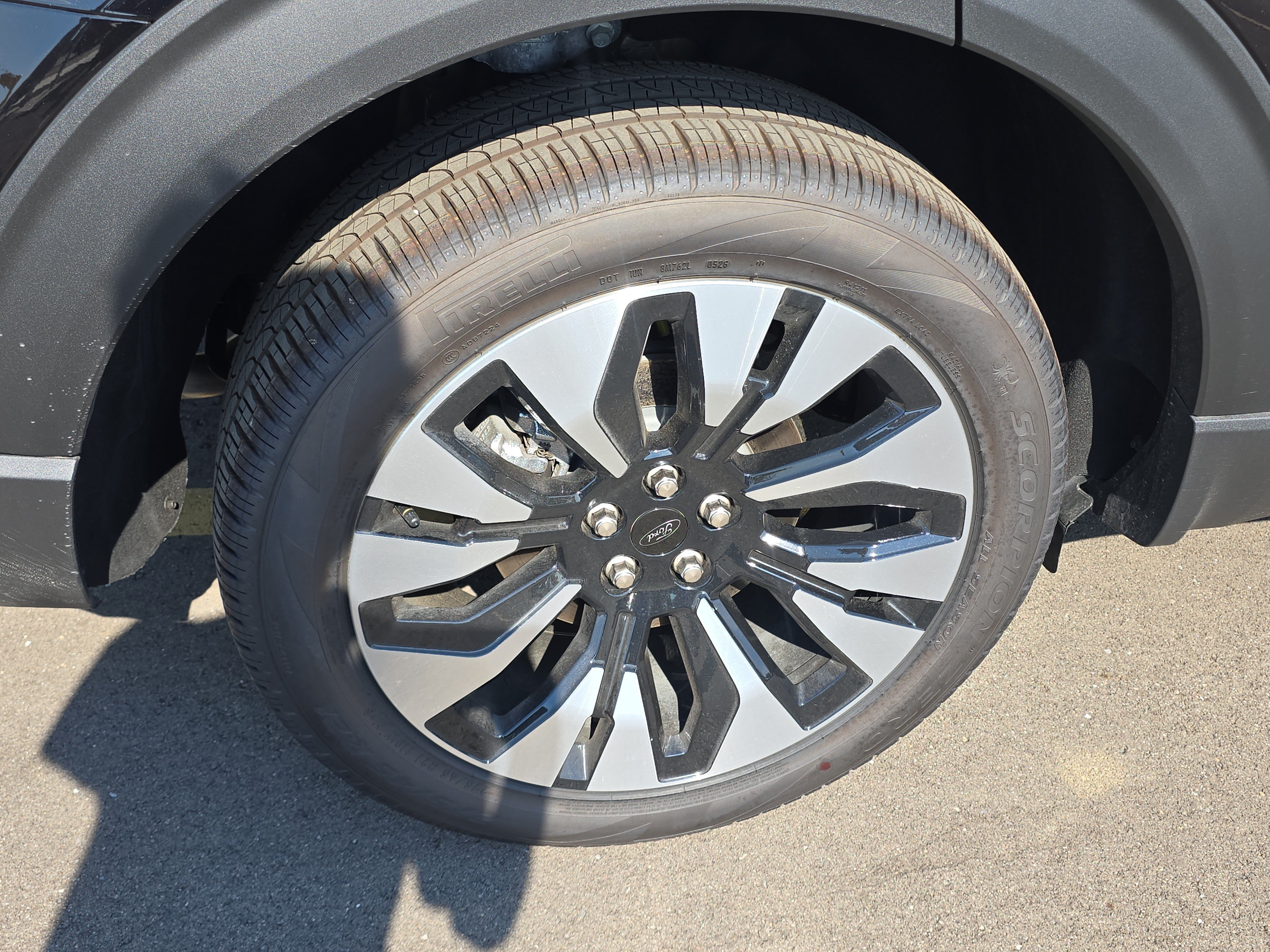 New 2026 Agate Black Metallic Ford Platinum™ image 5