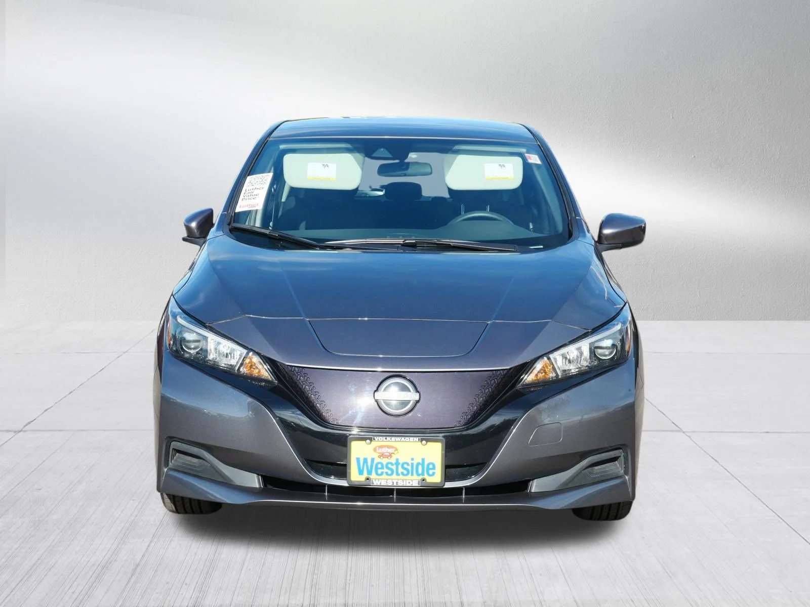 Used 2025 Nissan Leaf S with VIN 1N4AZ1BV6SC562954 for sale in St. Louis Park, MN