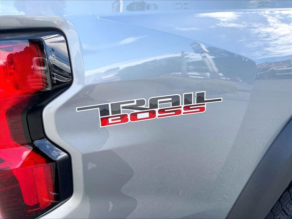 Used 2024 Gray Chevrolet Trail Boss image 28