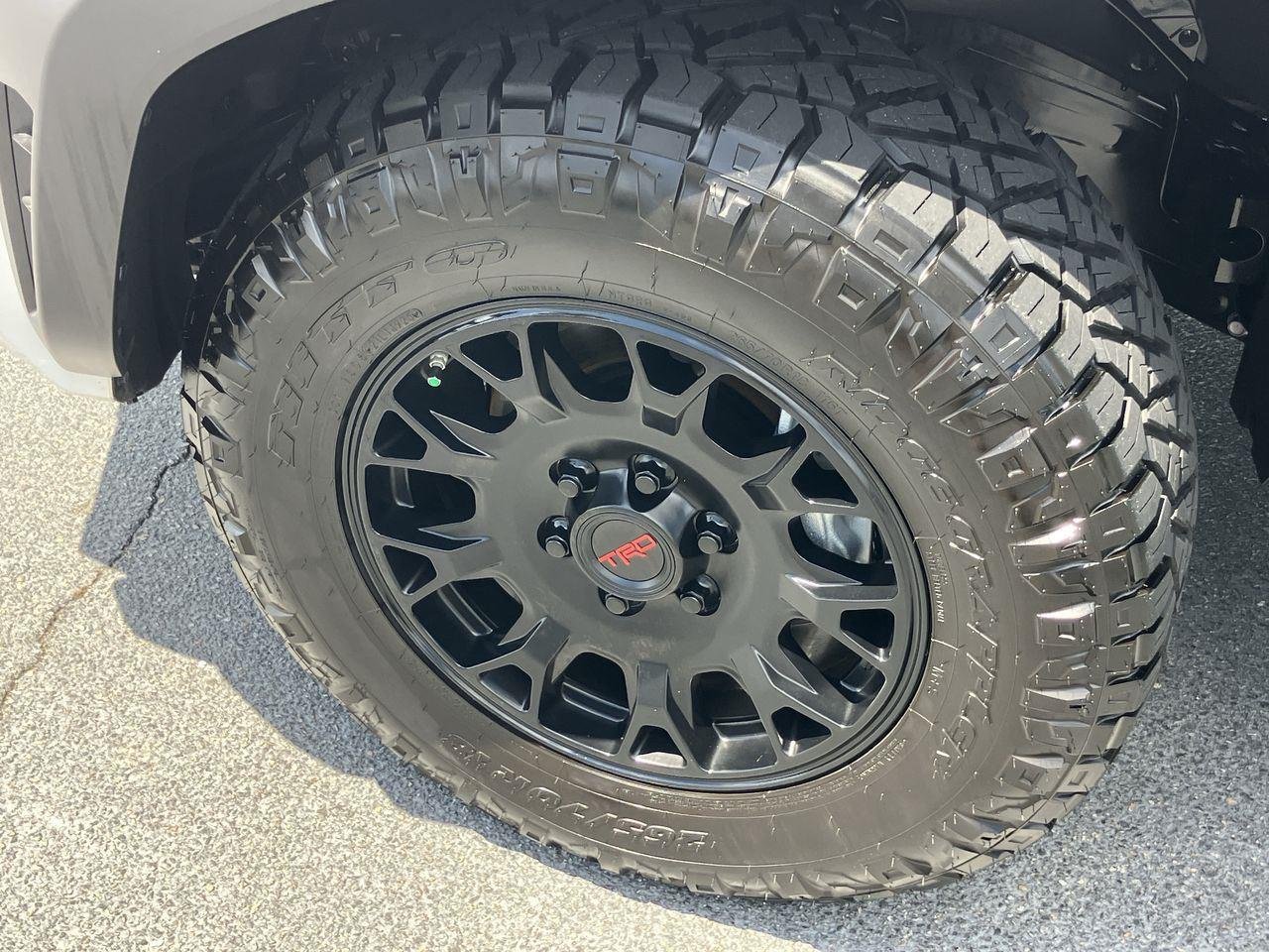 Used 2026 White (Ice Cap) Toyota TRD Off Road Premium image 9