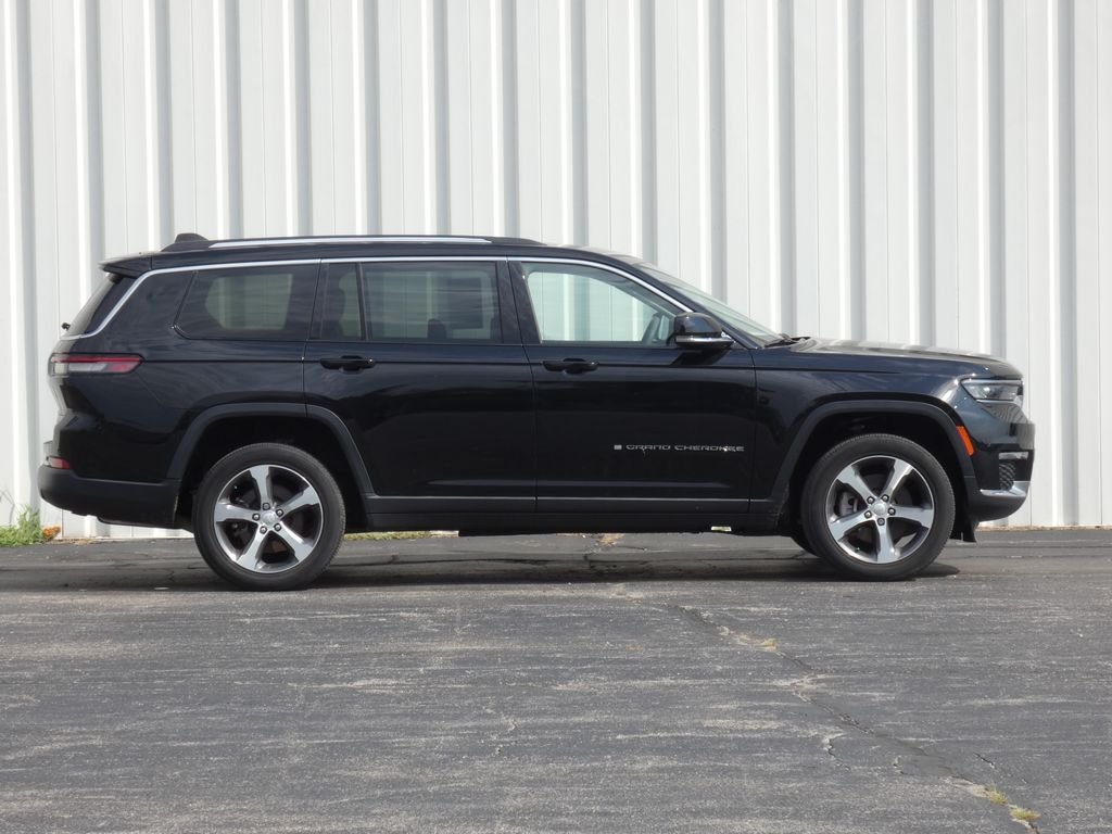 Used 2023 Jeep Grand Cherokee L Limited with VIN 1C4RJKBG8P8744290 for sale in Kansas City