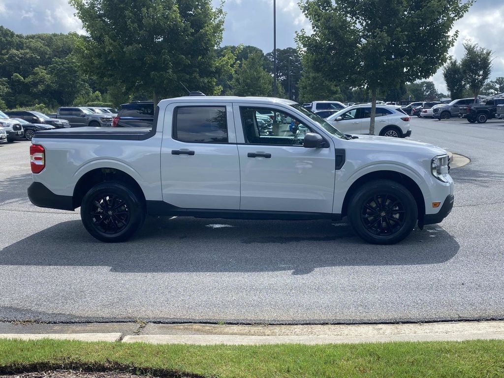 Used 2025 Space White Metallic Ford XL image 2