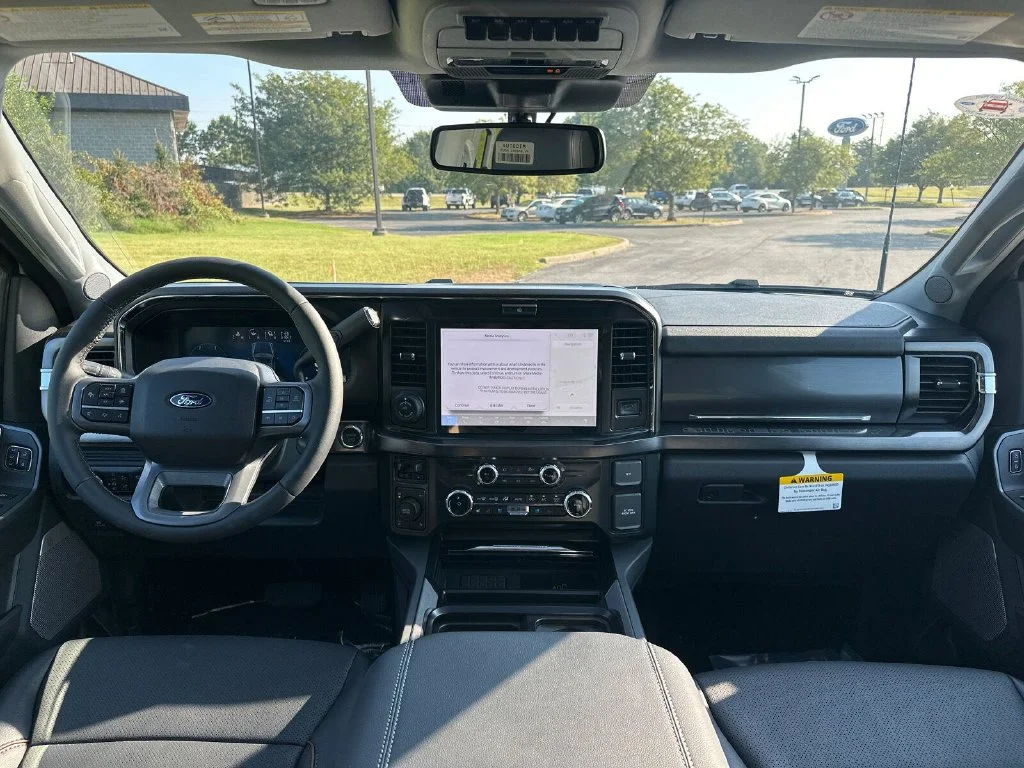 New 2027 White Ford Lariat image 2