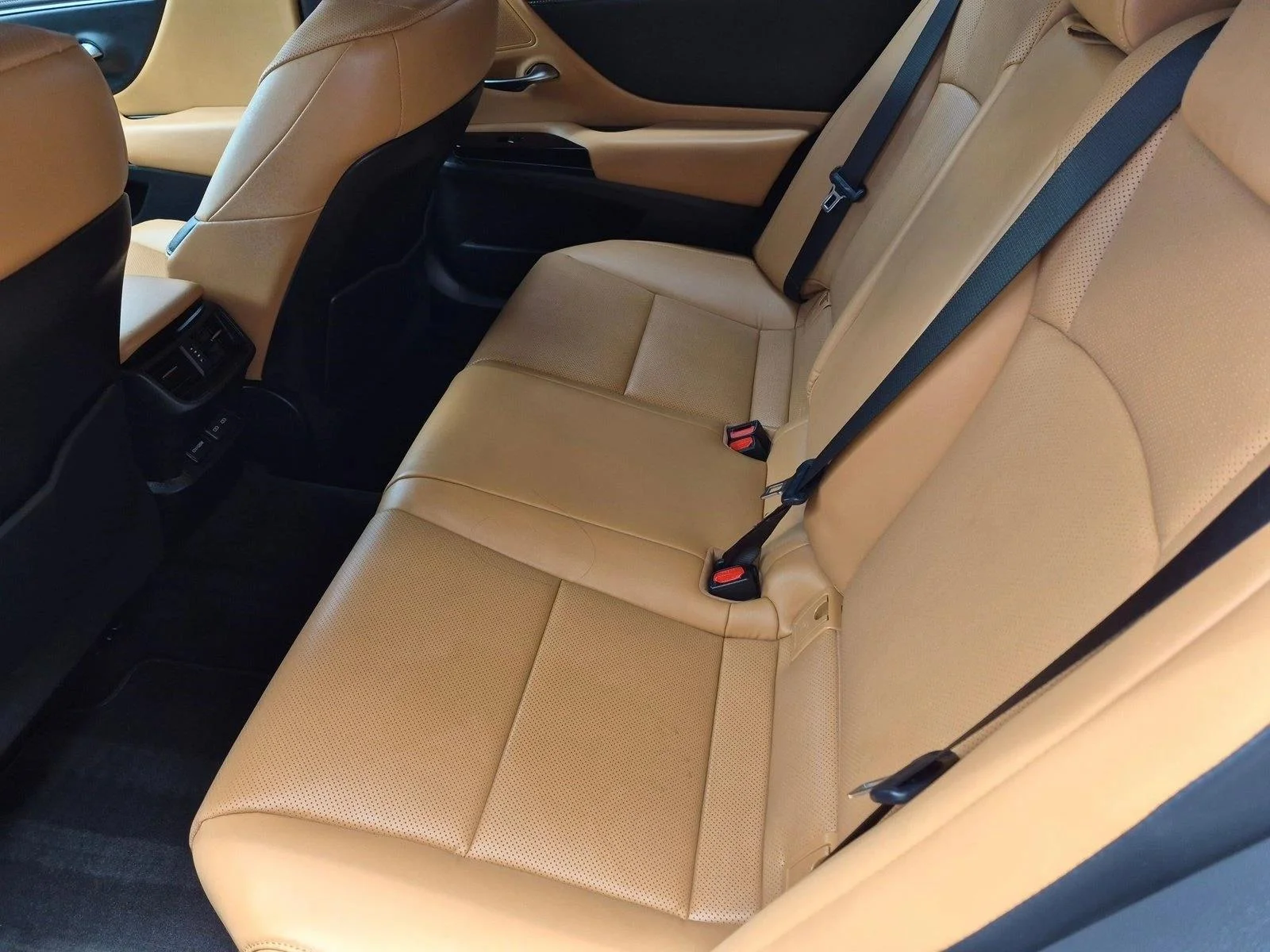 Certified Used 2024 Nightfall Mica Lexus ES 350 image 18