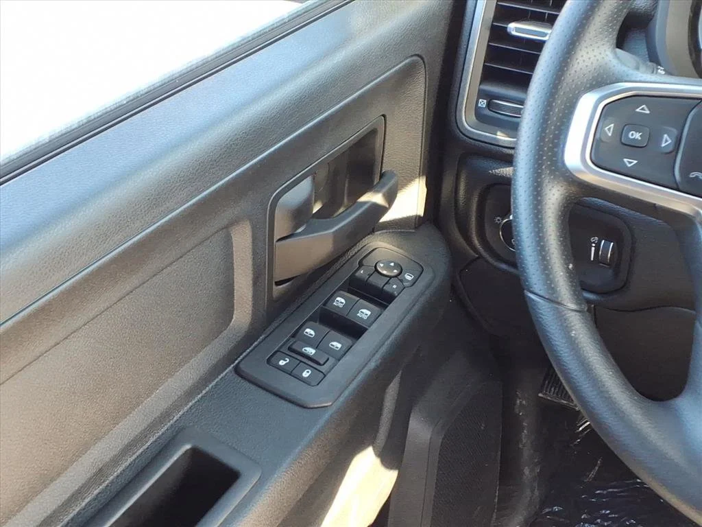 2026 RAM 3500 Tradesman - Photo 12