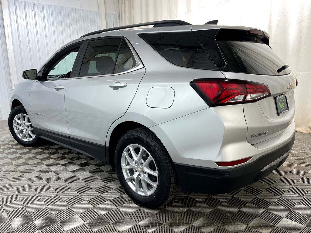 2022 Chevrolet Equinox LT - Photo 18