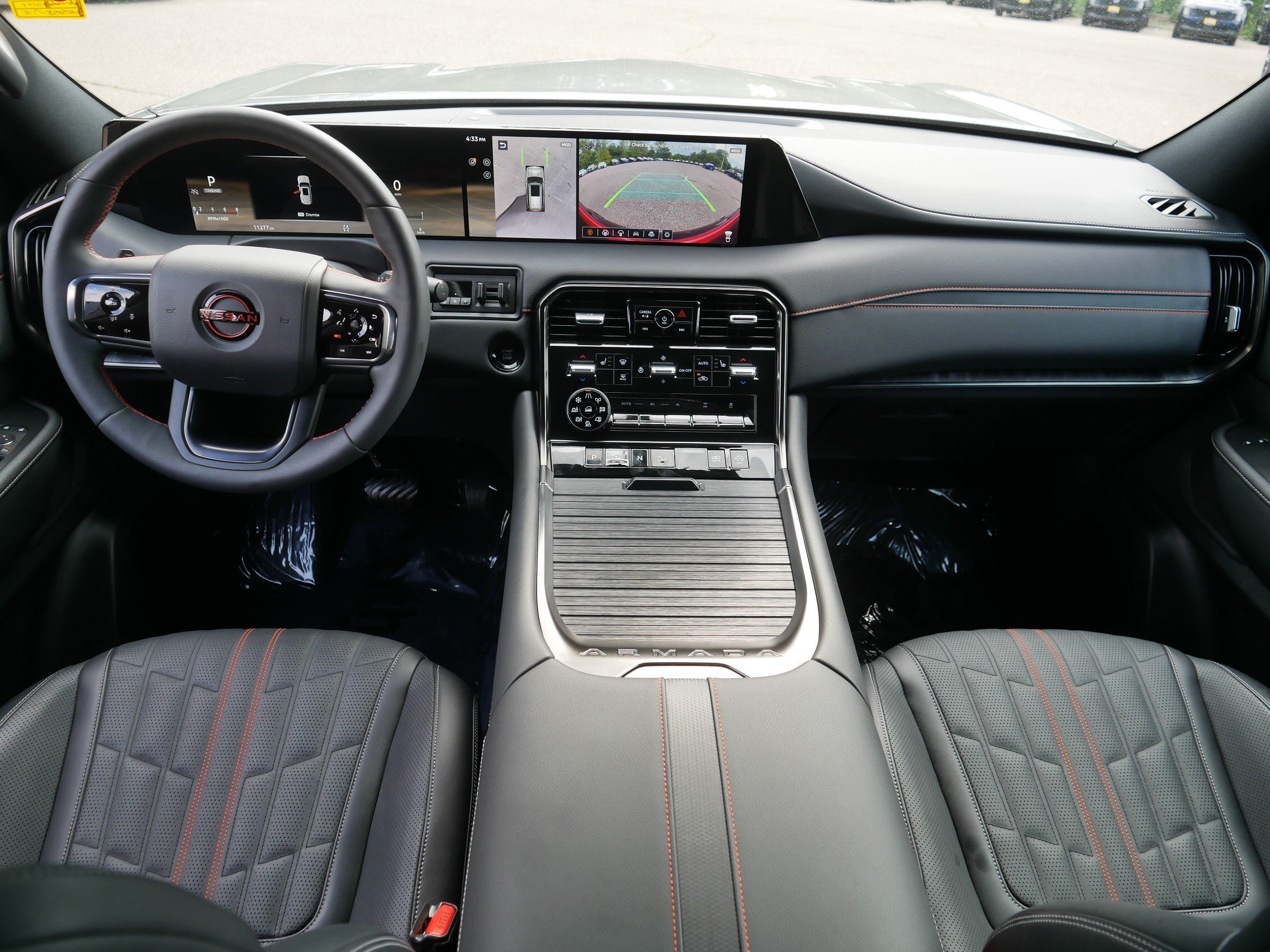 Used 2025 Gun Metallic/Super Black Nissan PRO-4X image 10