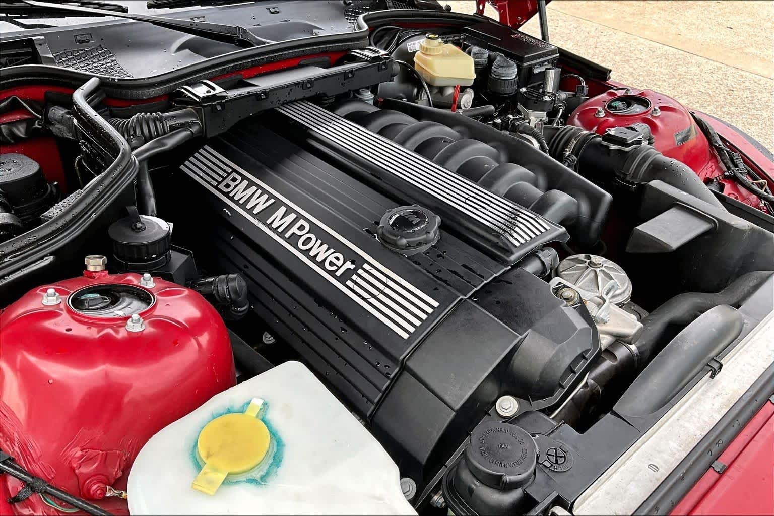 Used 2000 Imola Red BMW 3.2L image 30