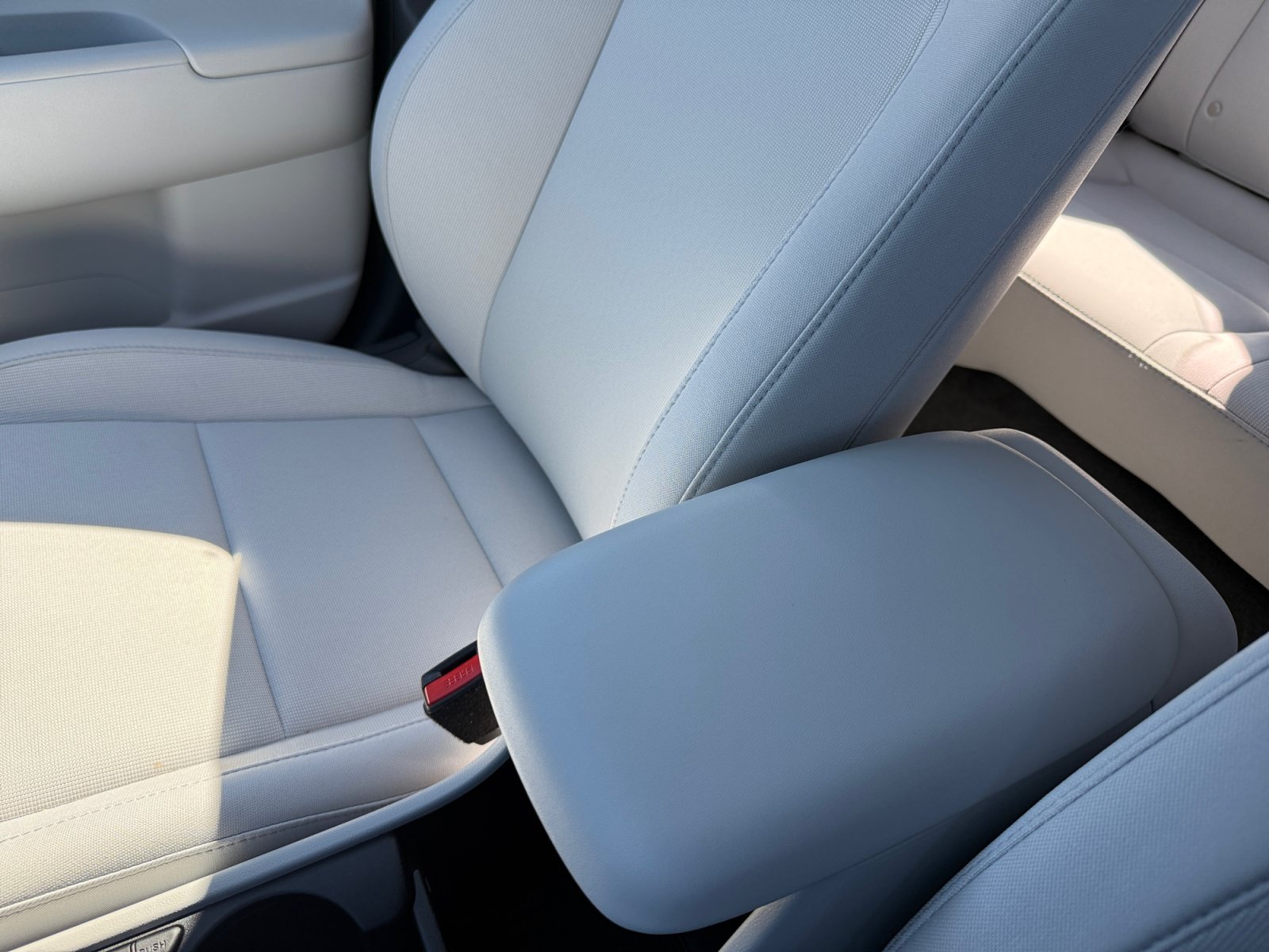 Certified Used 2025 Cyber Gray Metallic Hyundai SE image 14