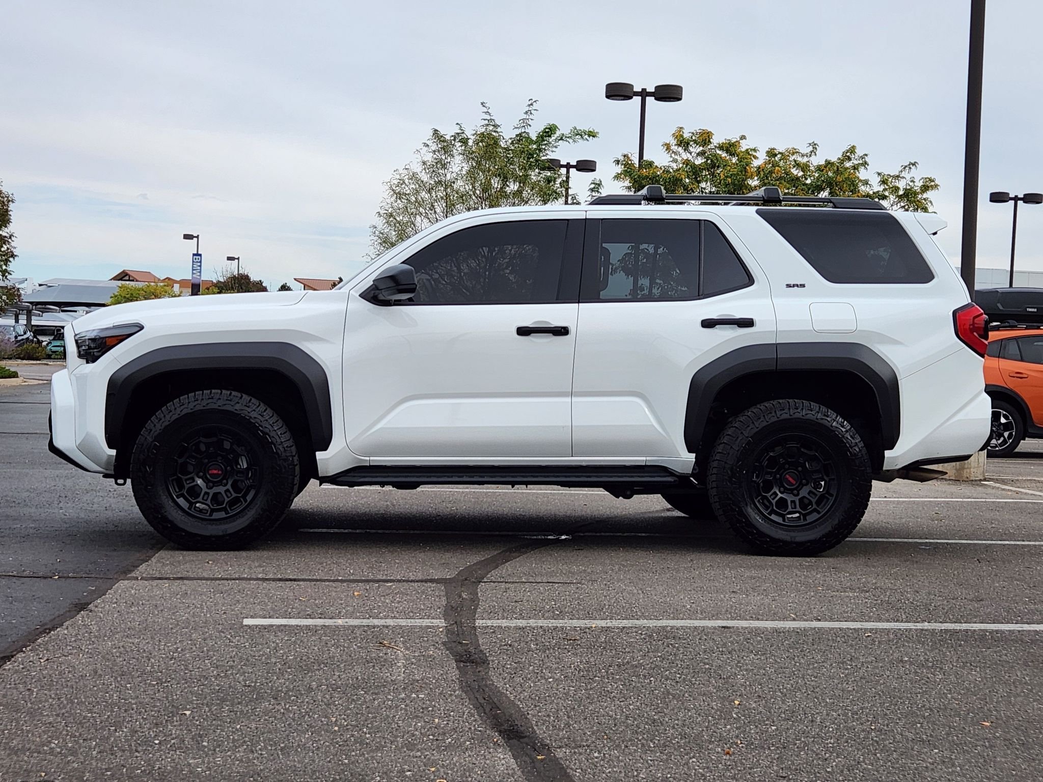 Used 2025 Ice Cap Toyota SR5 image 5