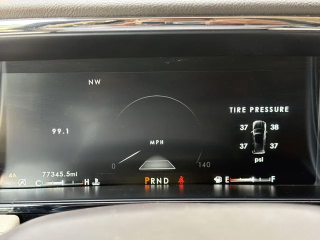 Used 2019 Black Lincoln Reserve image 15