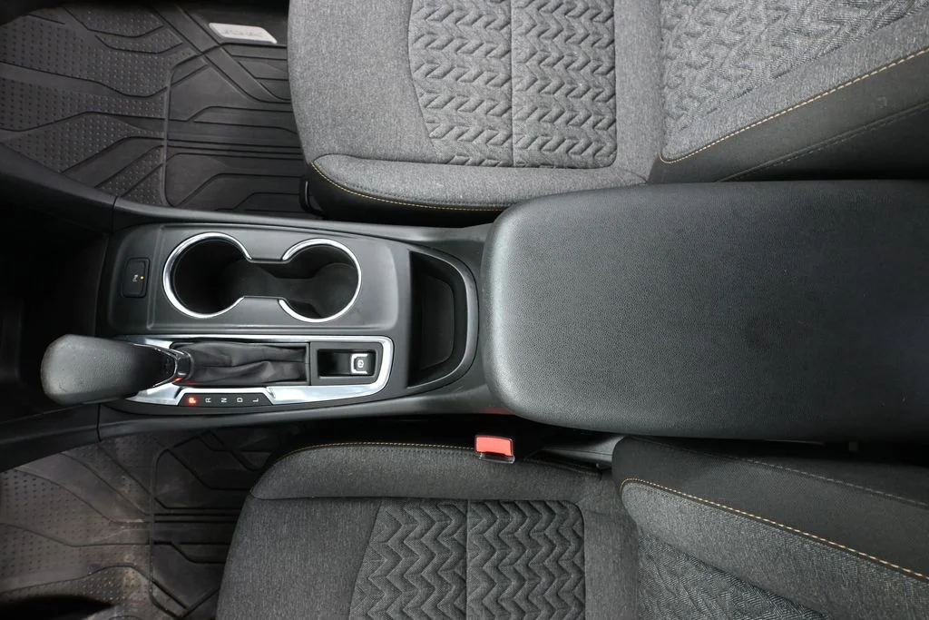 Used 2023 Gray Chevrolet LT image 33