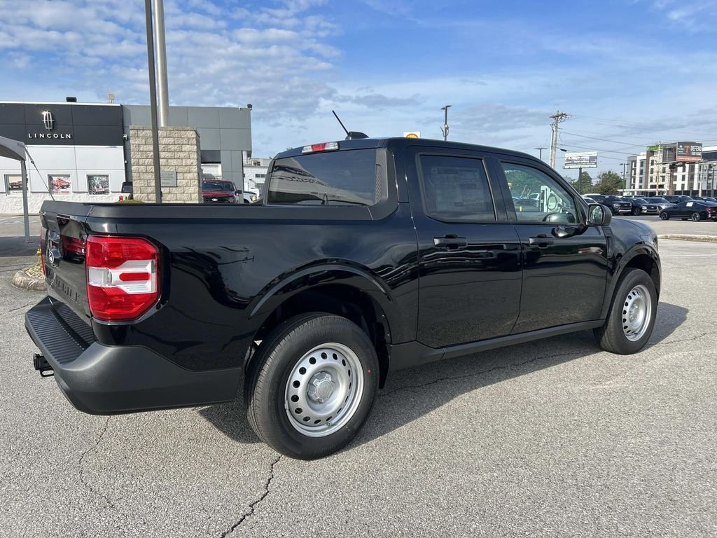 New 2026 Shadow Black Ford XL image 4