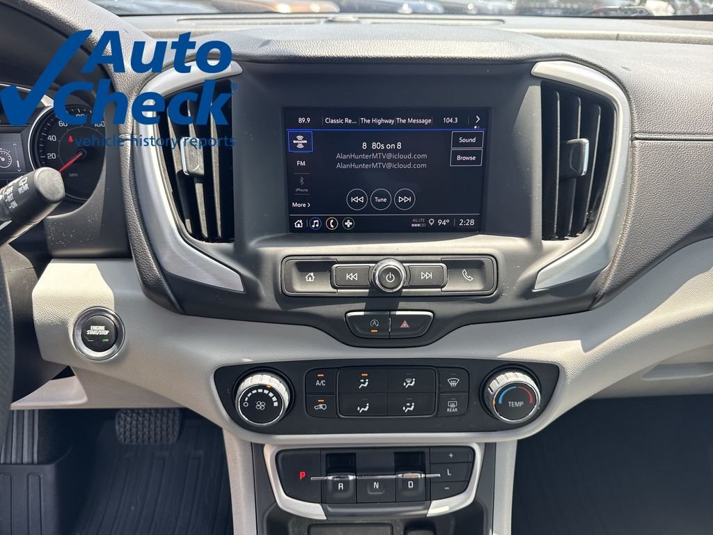 Used 2023 Sterling Metallic GMC SLE image 12