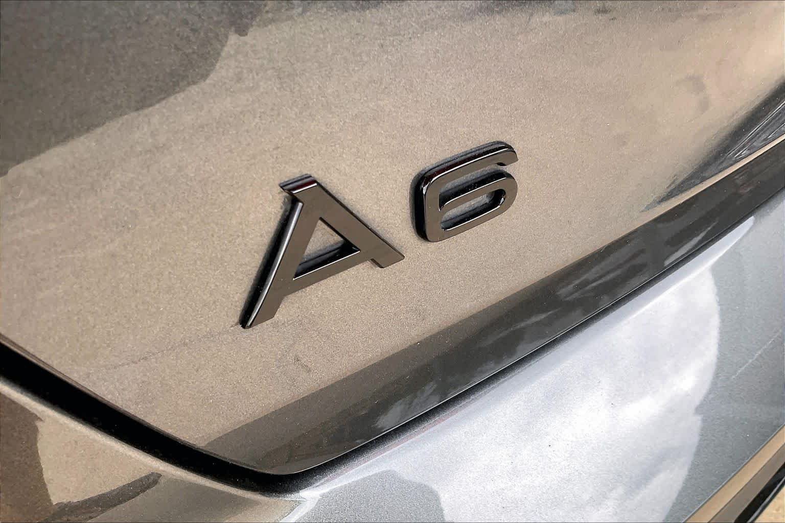 Used 2024 Daytona Gray Pearl Effect Audi Premium Plus image 31