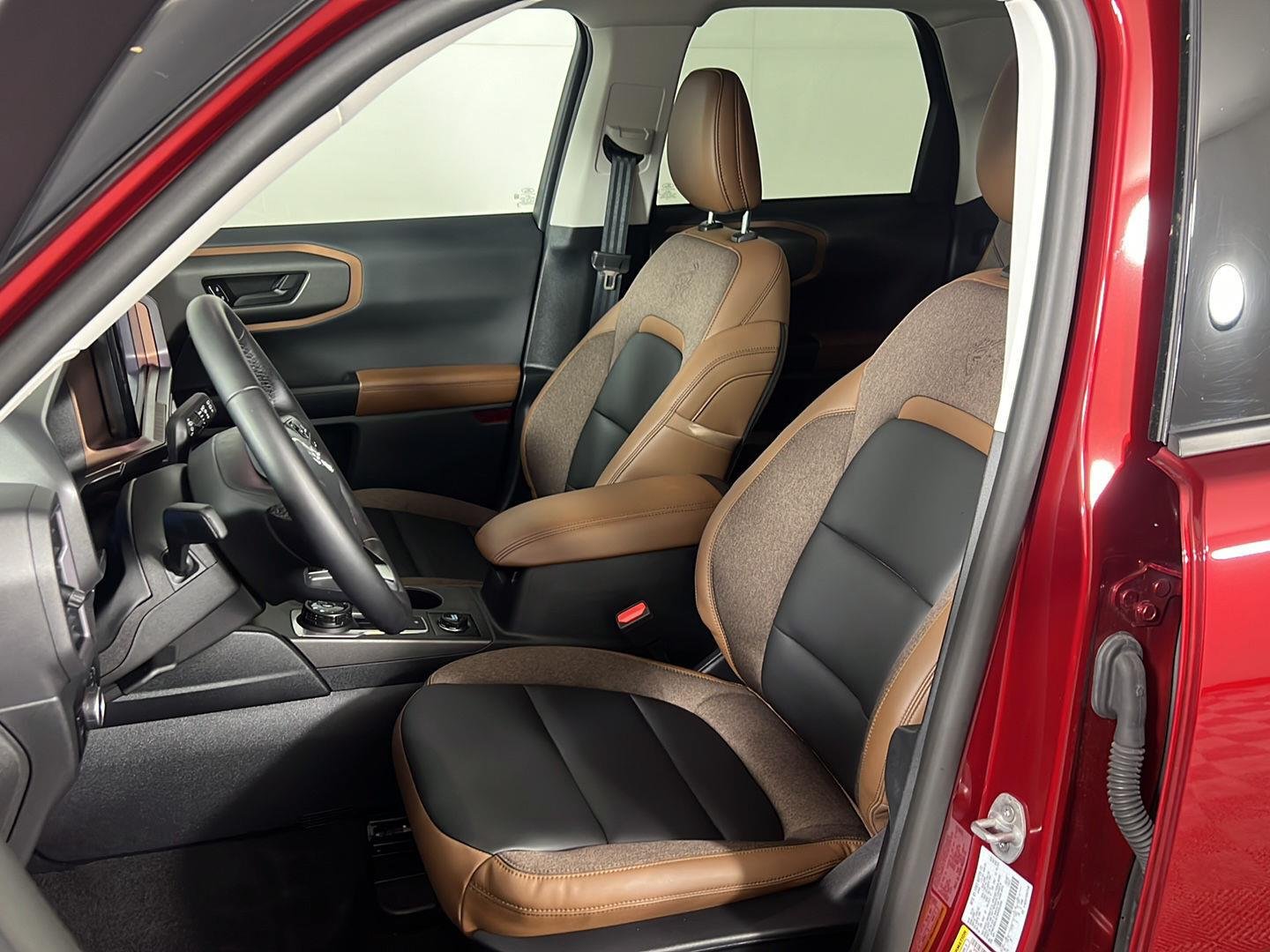 Used 2025 Ruby Red Metallic Tinted Clearcoat Ford Outer Banks image 11