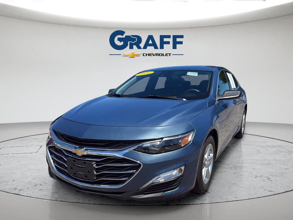 Used 2024 Lakeshore Blue Metallic Chevrolet FL image 1