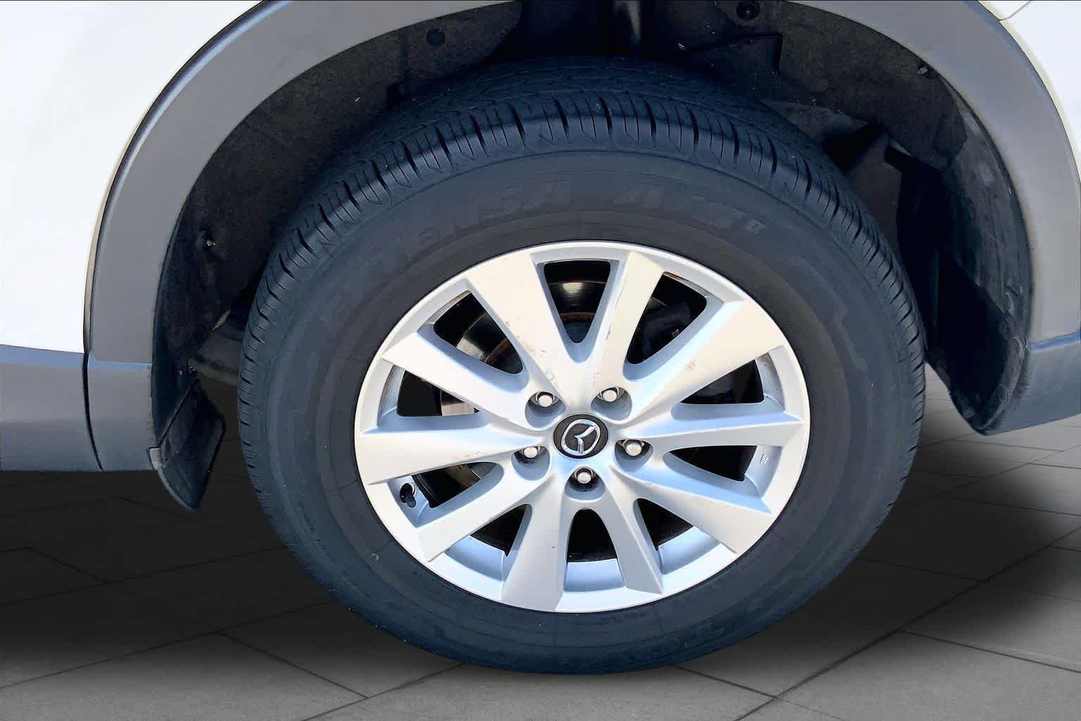 Used 2014 Crystal White Pearl Mica Mazda Touring image 10